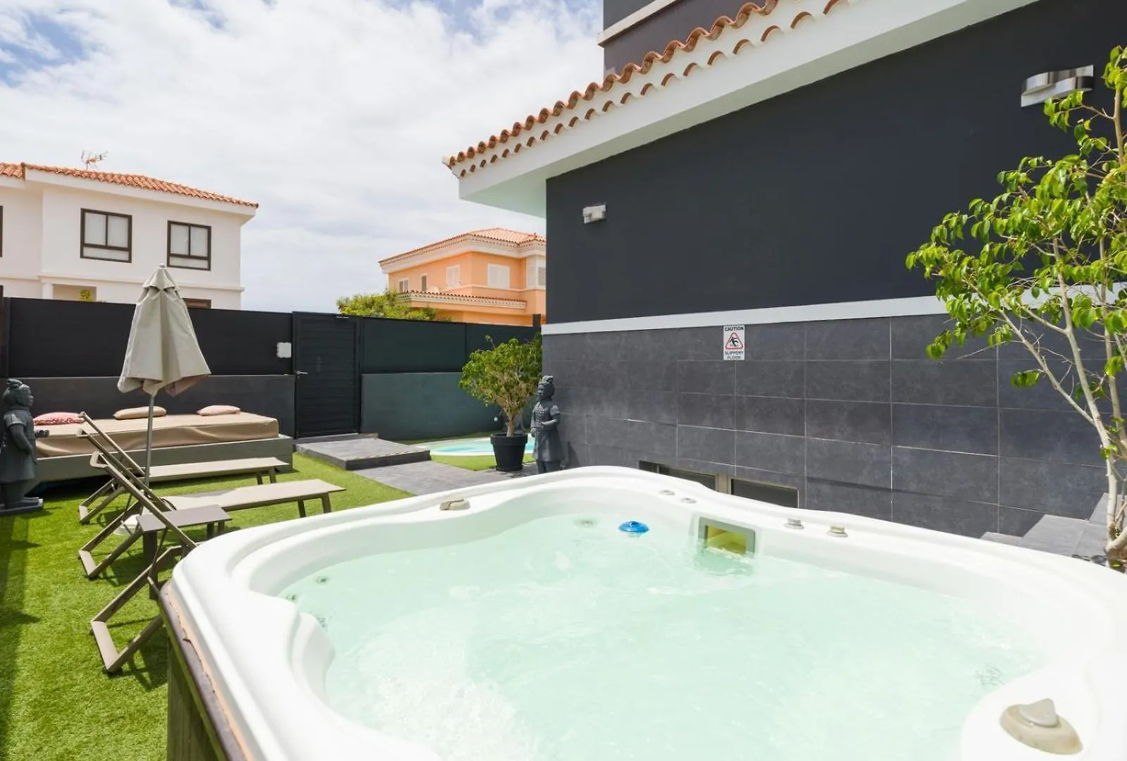 Villa Entire Home Meloneras BBQ Jacuzzi PoolGolf